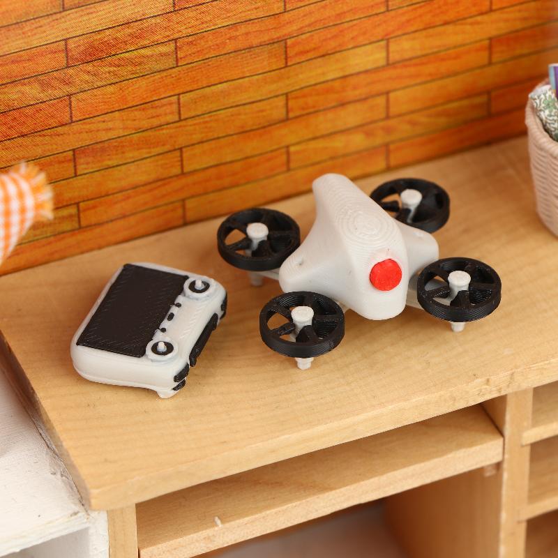 Drone - Miniature Simulation Drone Model With Remote